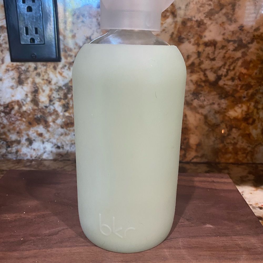 BKR Water Bottle ~ Detox